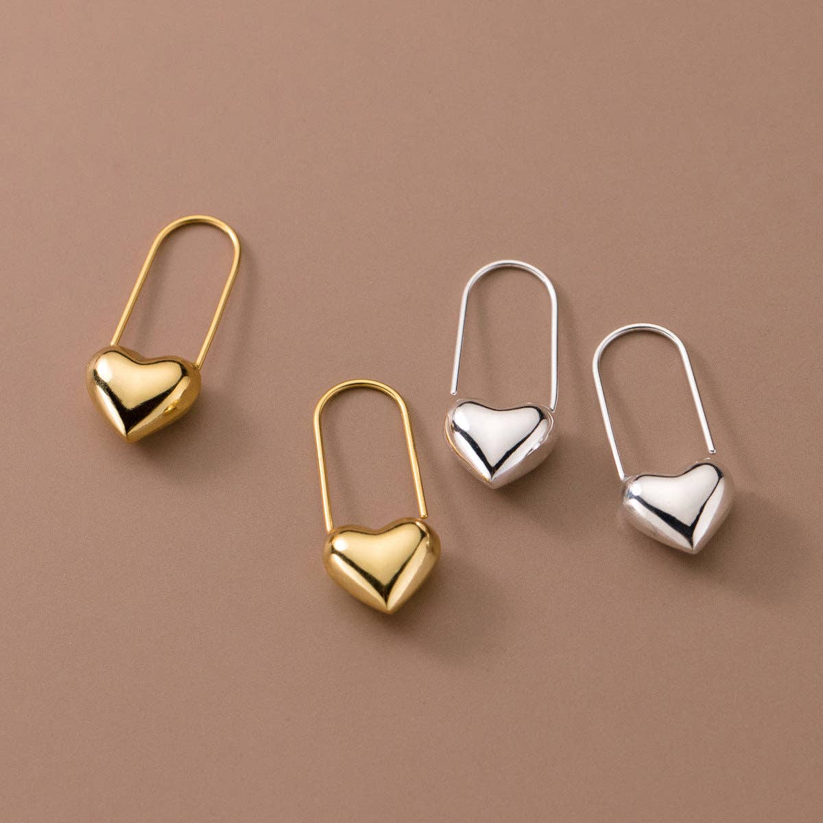 Minimalist Cute Heart Pin Earrings in 925 Sterling Silver: Siver