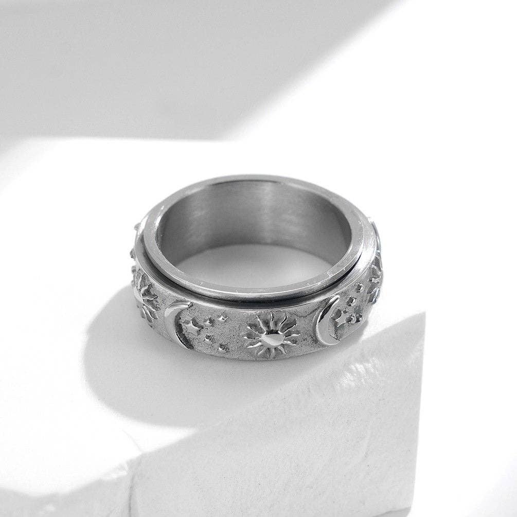 Sun Moon Star Fidget Spinner Band Ring in Stainless Steel: Silver/With Engrave / 6 US