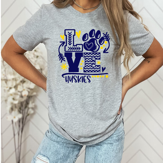Love Huskies T Shirt